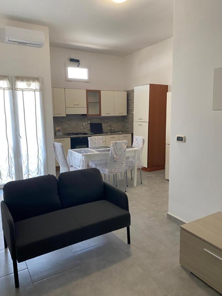 Holiday Patrizia'S Home San Giorgio Ionico Ngoại thất bức ảnh
