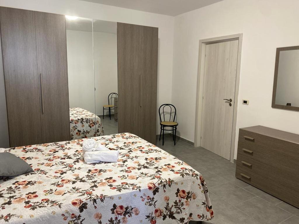 Holiday Patrizia'S Home San Giorgio Ionico Ngoại thất bức ảnh